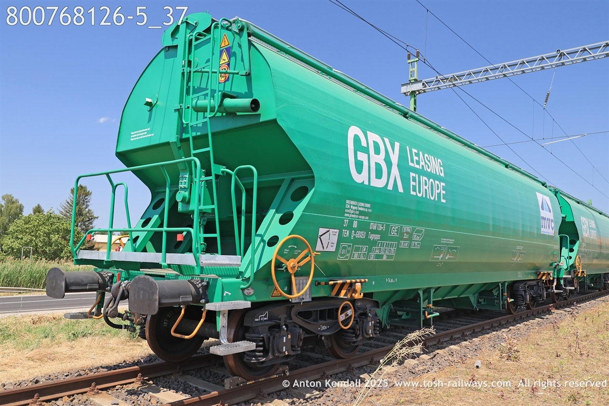 800768126-5_37.JPG